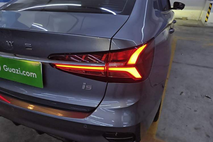 Used Roewe i5 2021 1.5L CVT Starry Edition