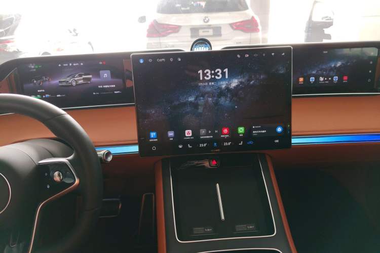 Used Hima S9T 2025 Model Range-Extended Ultra Long-Range Version Audio And AC Panel