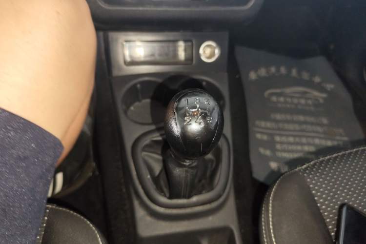 Used Dongfeng Fengon 330 2019 1.5L Manual Utility Grade I China VI