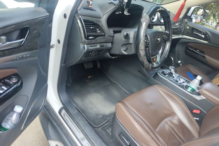 Used BYD Tang New Energy 2015 2.0T Four-Wheel-Drive Flagship Model