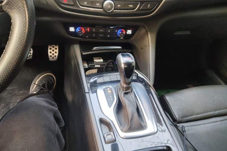 Used Buick Regal 2017 GS 28T Luxury Model
