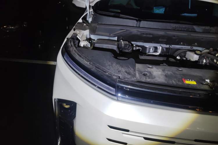 Used SAIC MAXUS G50 PHEV 2025 Leading Edition