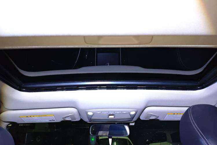 Used Infiniti Q50 2014 2.0T Comfort Edition Headliner