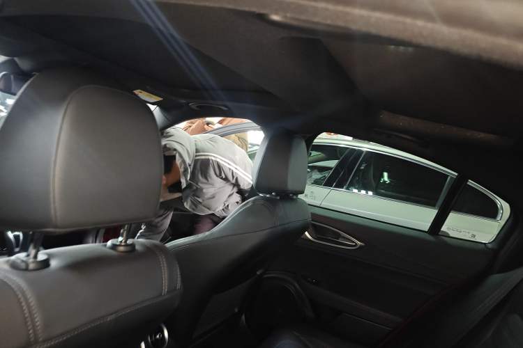 Used Alfa Romeo Giulia 2024 2.0T 280HP Tributo Italiano Legend Tribute Edition
