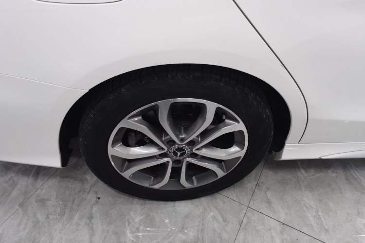 Used Mercedes-Benz C-Class 2017 Restyled C 180 L Fashion Edition Sport Version
