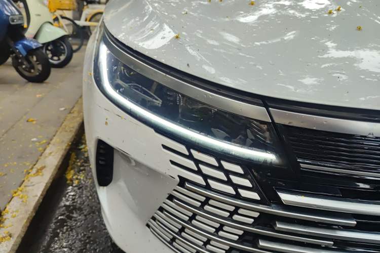 Used BYD Destroyer 05 2024 HONOR Edition DM-i 55KM Luxury Model Right Front Headlight