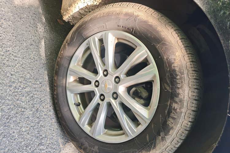 Used Chevrolet Equinox 2019 535T Automatic YuJie Edition China VI