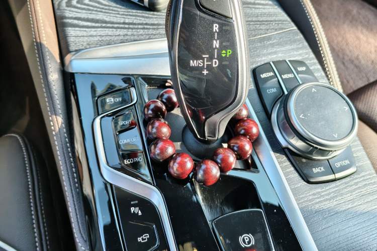 Used BMW 5 Series 2022 Second Facelift 530Li Luxury Version M Sport Package
