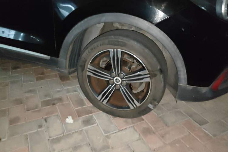 Used MG ZS 2017 16T Automatic Flagship Internet Edition
