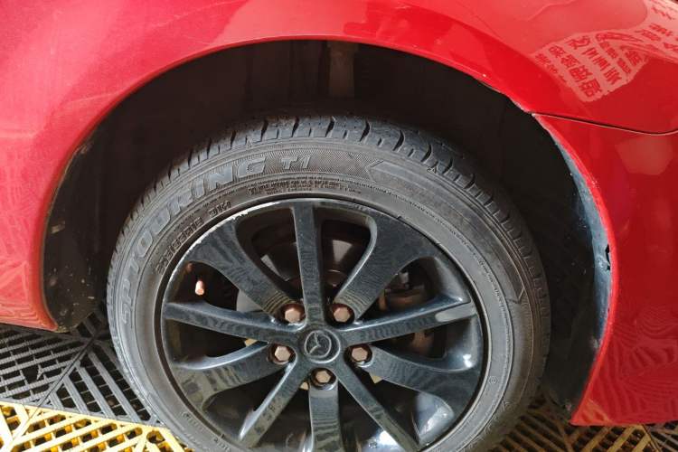 Used Mazda 6 2013 2.0L Automatic Fashion Edition Right Front Wheel Hub