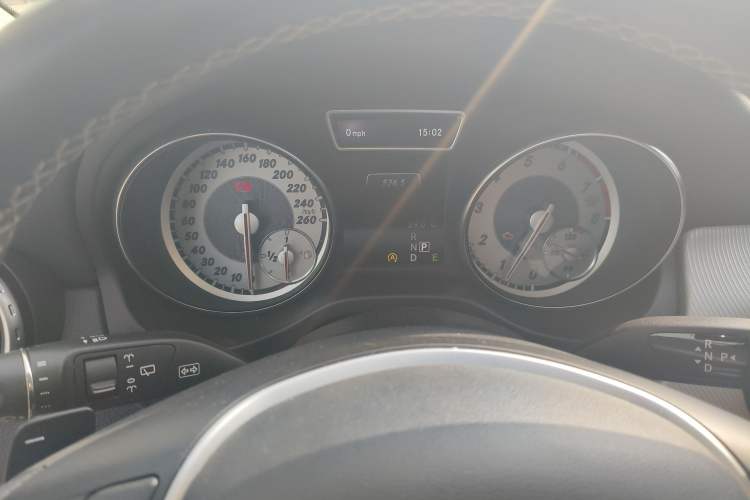 Used Mercedes-Benz GLA 2015 GLA 200 Fashion Model Instrument Cluster