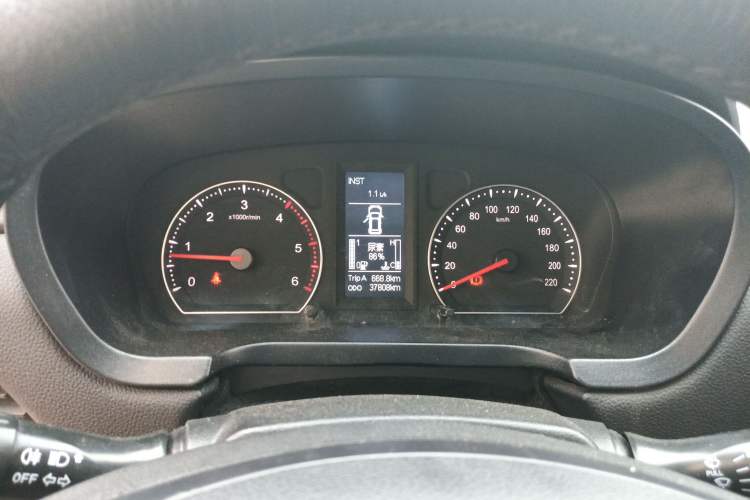 Used Foton Tunland 2020 2.0T Taurus 5 Diesel 4x4 Elite Version Long Wheelbase Flatbed – 4F20TC
