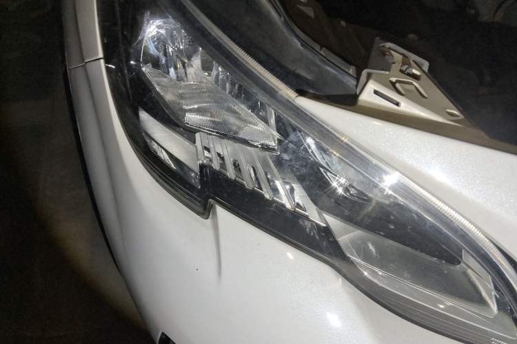 Used Peugeot 5008 2017 350THP 7-Seater Elite Edition Exterior 6