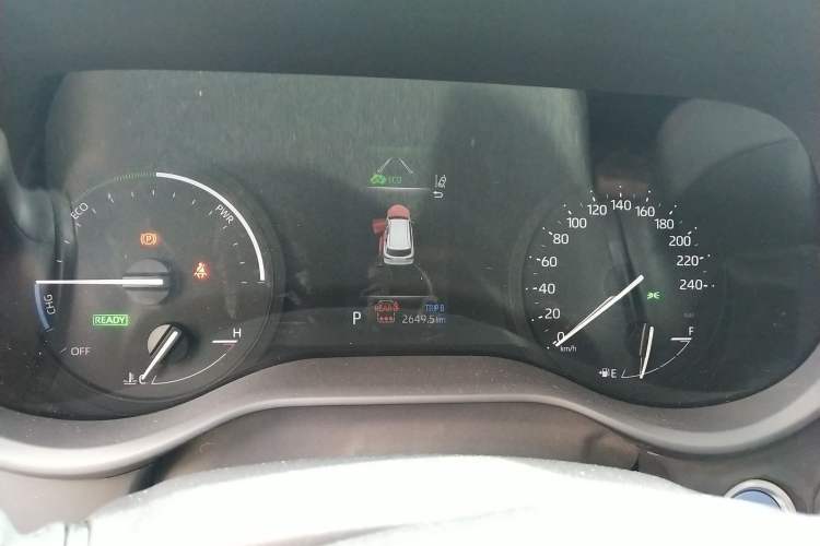 Used Toyota SIENNA 2023 2.5L Hybrid Comfort Edition