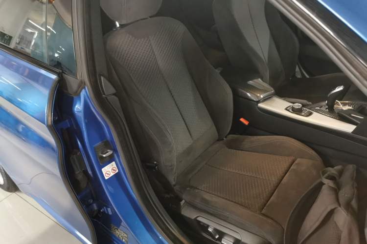 Used BMW 4 Series 2017 425i Gran Coupe Leading Model with M Sport Package
