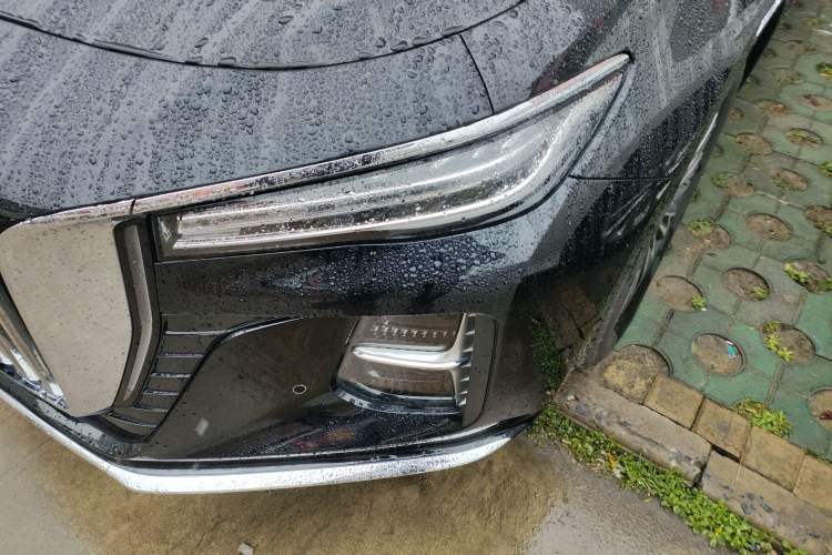 Used Hongqi H5 2025 1.5T DCT Qiyun 500 000th Unit Commemorative Edition
