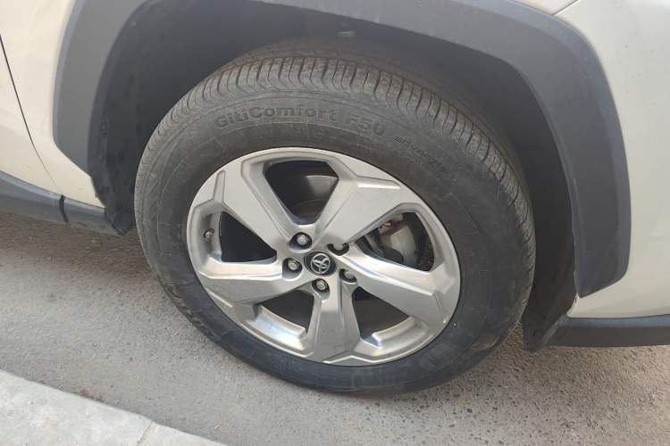 Used Toyota RAV4 2020 2.0L CVT Two-Wheel Drive Fashion Edition