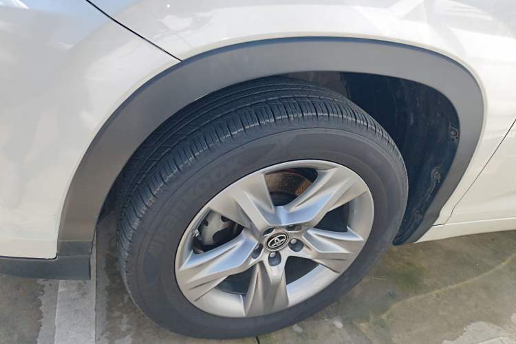 Used Toyota Highlander 2018 2.0T Four-Wheel Drive Prestige Version 7 Seats China VI Standard
