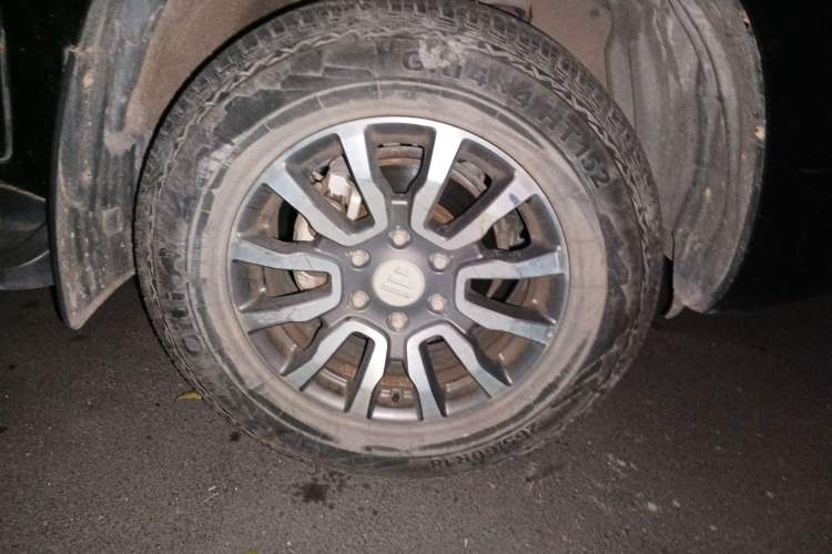 Used Foton Tunland Yutu 2020 2.0T Yutu 9 Diesel Two-Wheel Drive Luxury Long-Wheelbase 4F20TC