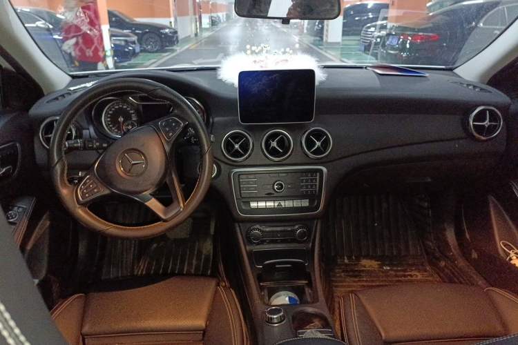 Used Mercedes-Benz GLA 2018 GLA 200 Fashion Model
