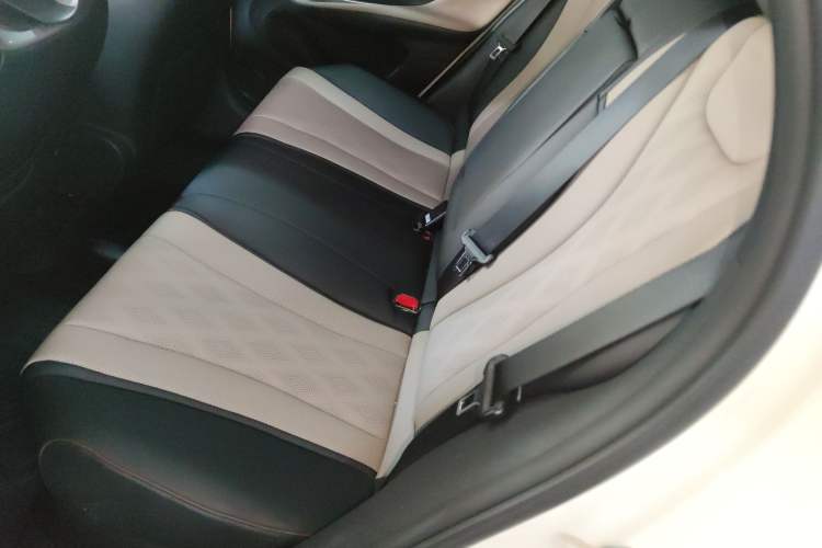 Used BYD Dolphin 2023 420 km Fashion Edition