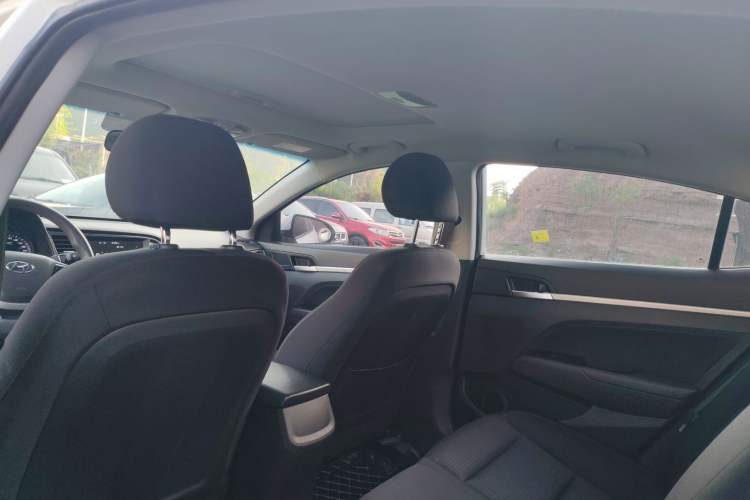 Used Hyundai Elantra (6th Generation / Lingdong) 2016 1.6L Automatic ZhiXuan – Elite Version
