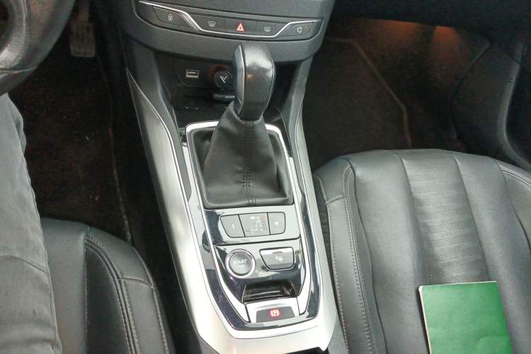 Used Peugeot 308S 2015 1.6T Automatic Ruichi Edition Gear Lever