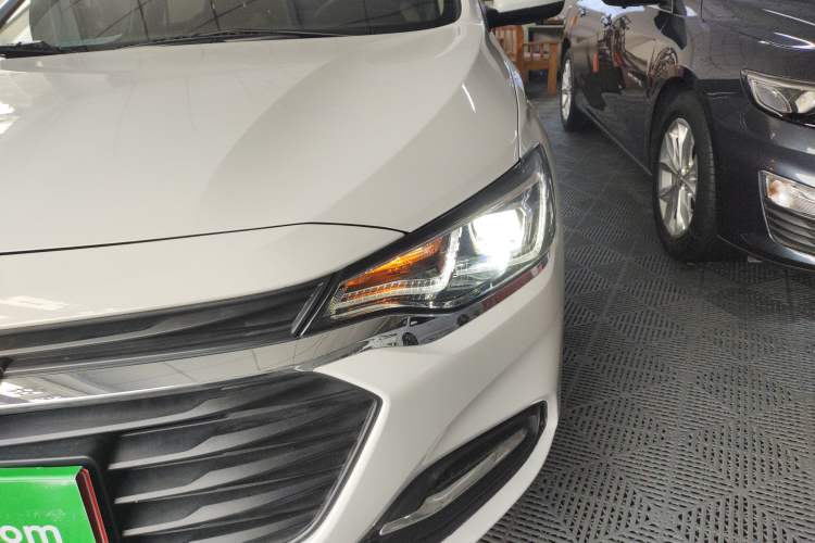 Used Chevrolet Monza 2022 320 Automatic Enjoyment Sunroof Version
