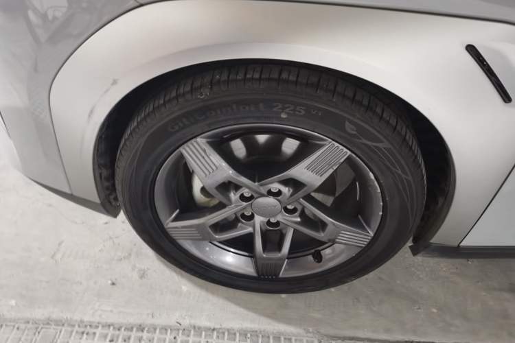 Used AION Y 2023 Plus 510 Tech Edition