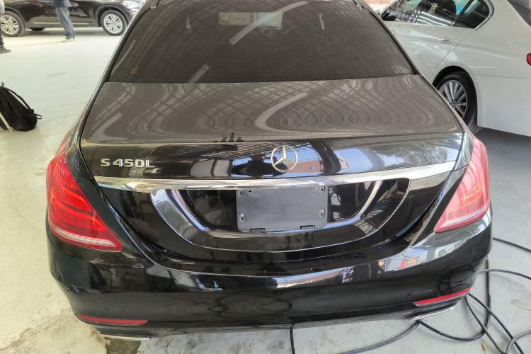 Used Mercedes-Benz S-Class 2014 S 320 L Business Model