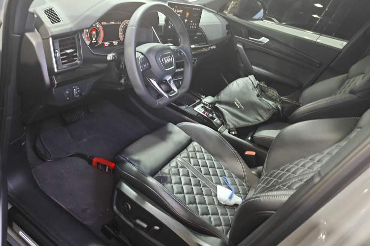 Used Audi Q5L Sportback 2022 40 TFSI Fashion Model