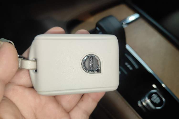 Used Volvo S90 2024 B5 Zhiyi Luxury Edition