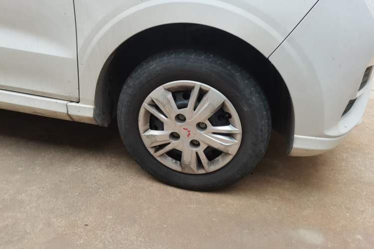 Used Wuling Hongguang 2019 1.5L S Basic Version China VI Standard LAR