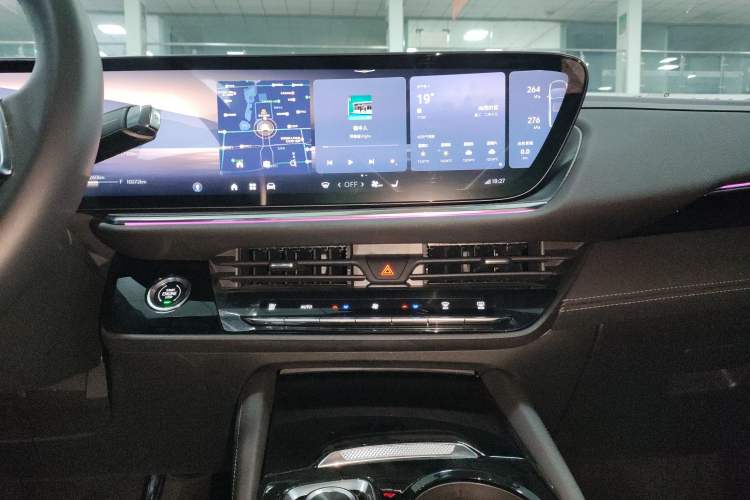 Used Buick Envision 2025 25T Entry-Grade Platinum Edition