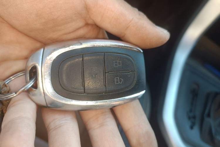 Used SAIC MAXUS T70 2021 2.0T Diesel Automatic 4x4 Elite Version with Long Bed and High Ground Clearance