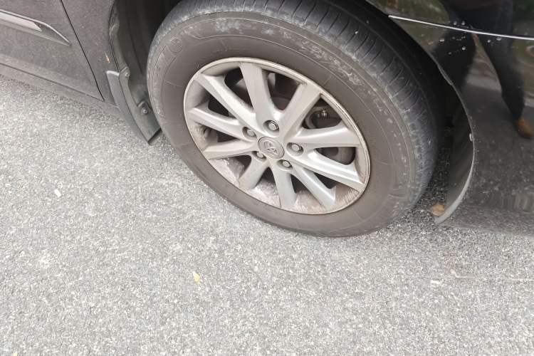 Used Toyota Camry 2011 200G Classic Anniversary Edition Right Front Wheel Hub