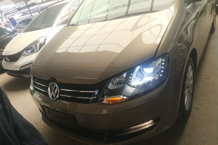 Used Volkswagen Sharan 2014 2.0 TSI Comfort Model
