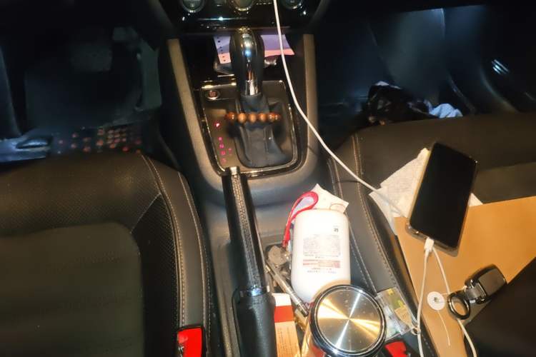 Used Volkswagen Sagitar 2015 230TSI Automatic Luxury Model
