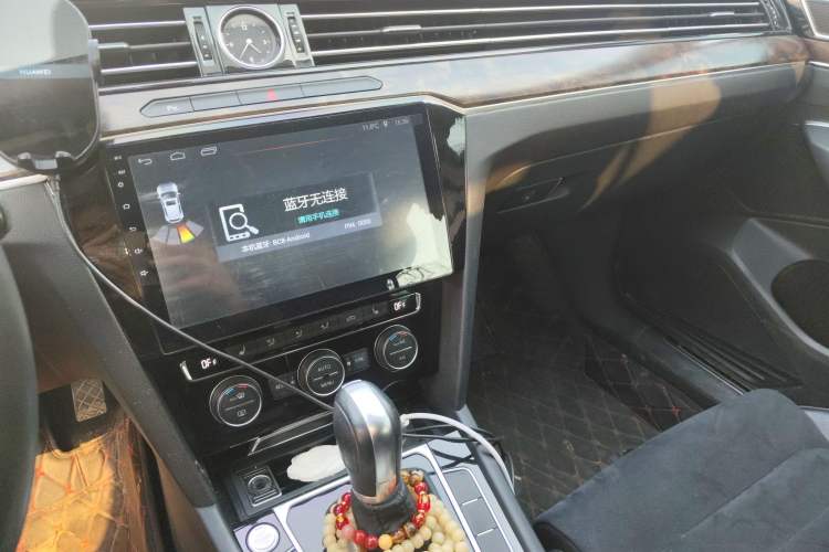 Used Volkswagen Magotan 2017 330TSI DSG Luxury Model
