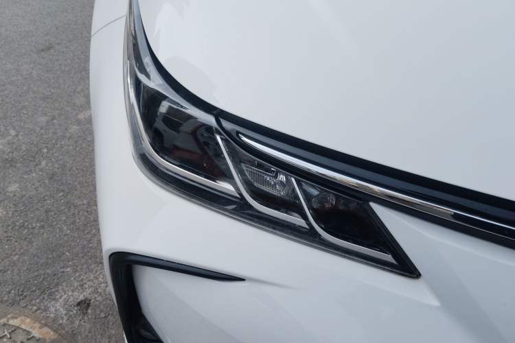 Used Toyota Corolla 2021 Dual-Engine 1.8L E-CVT Pioneer Edition Right Front Headlight