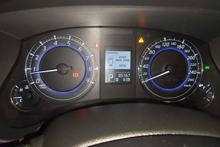 Used Infiniti QX50 2013 2.5L Two-Wheel-Drive Elegant Edition Instrument Cluster