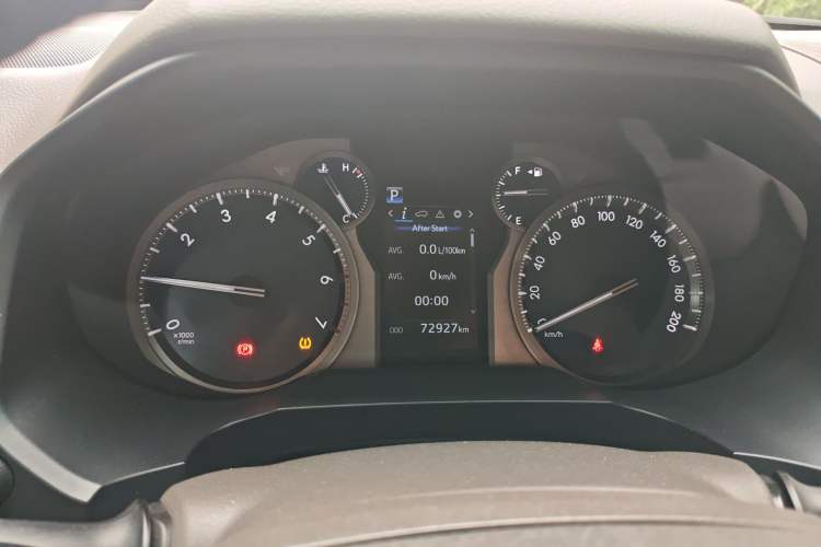 Used Toyota Prado 2018 4.0L VX External Mount Genuine Leather Single Differential Middle East Specification Instrument Cluster