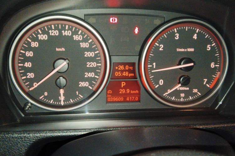 Used BMW X1 2012 sDrive18i Luxury Model
