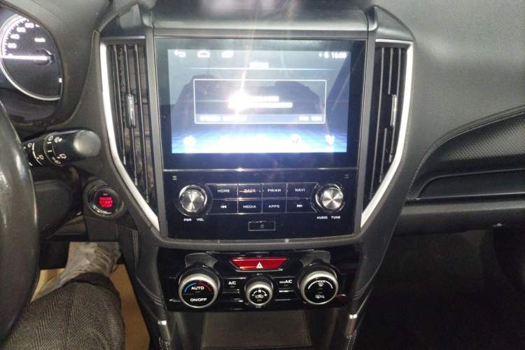 Used Subaru Forester 2021 2.0i Luxury Edition EyeSight Audio And AC Panel