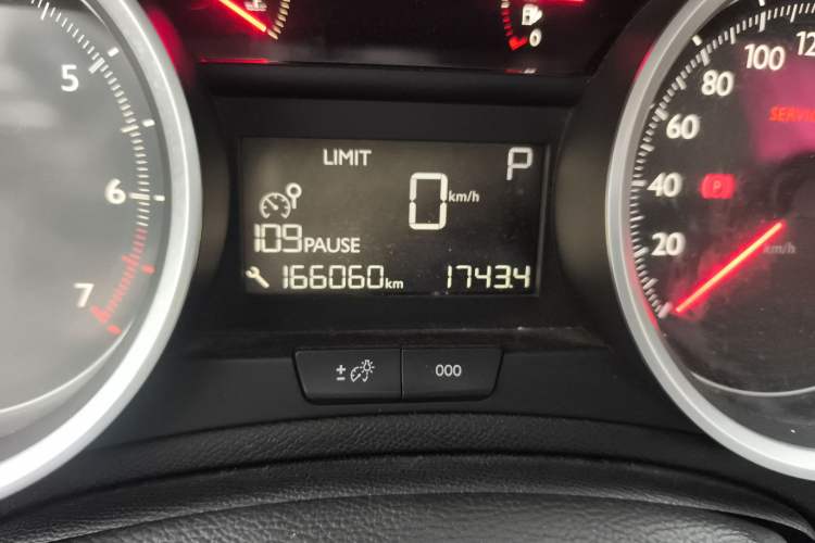 Used Peugeot 408 2014 1.8L Automatic Luxury Edition