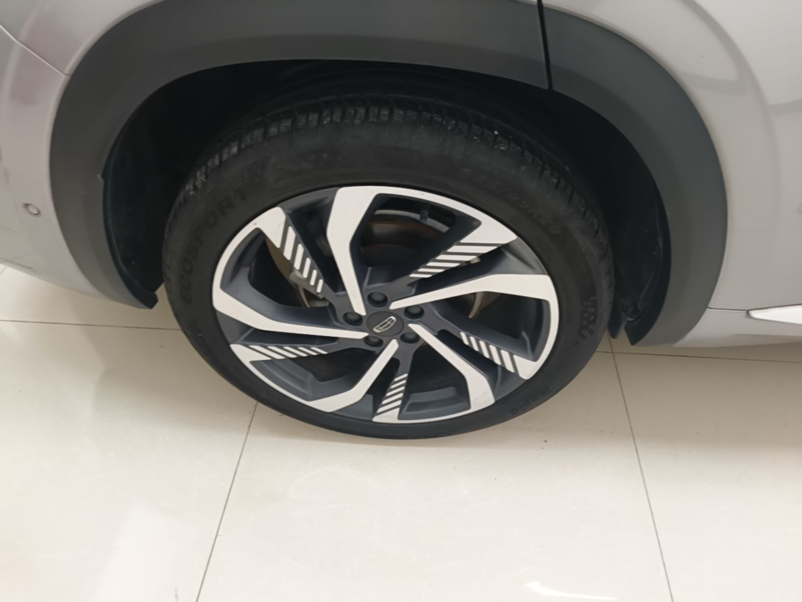 Geely Auto Monjaro L 2021 2.0TD DCT EVO Two-Wheel Drive Smart Luxury Version — снимка 11