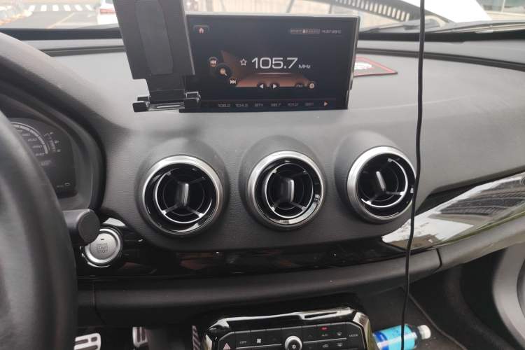 Used Wey VV7 2017 2.0T Flagship Model
