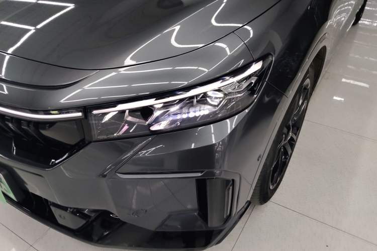 Used VOYAH FREE 2025 318 318 km Rear-Drive Touring Edition Left Front Headlight