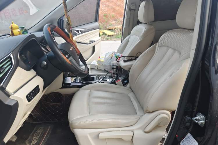 Used CHANGAN OSHAN Cosmos 2019 1.5T Manual Elite Version China V Standard Left Front Seat