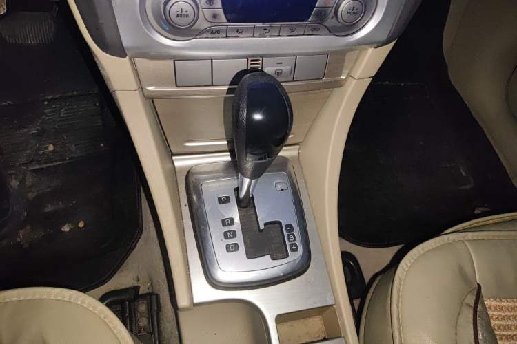 Used Ford Focus 2011 Sedan 1.8L Automatic Luxury Model
